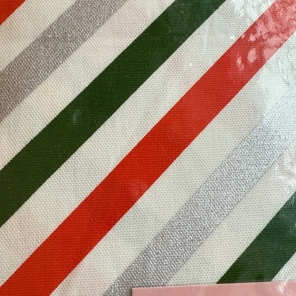 Kate Spade Tablecloth - Picture 4 of 5